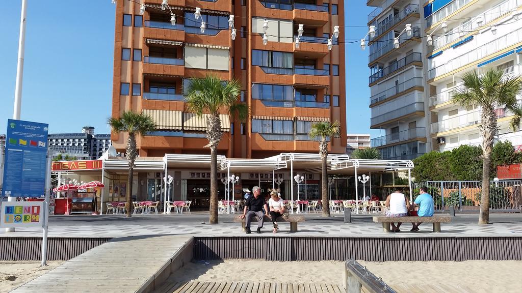 Apartamentos Don Vicente Benidorm Szoba fotó