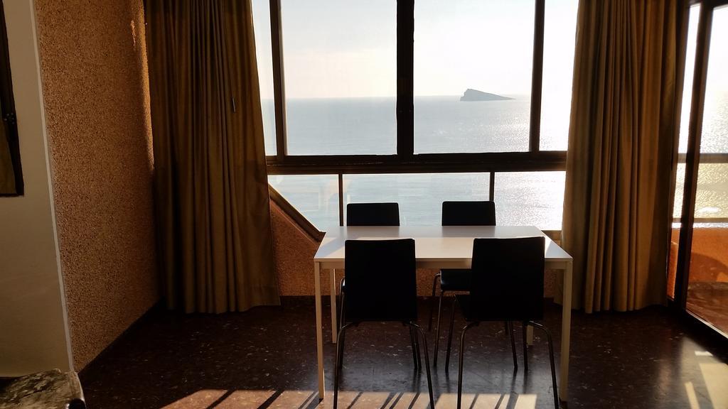 Apartamentos Don Vicente Benidorm Szoba fotó